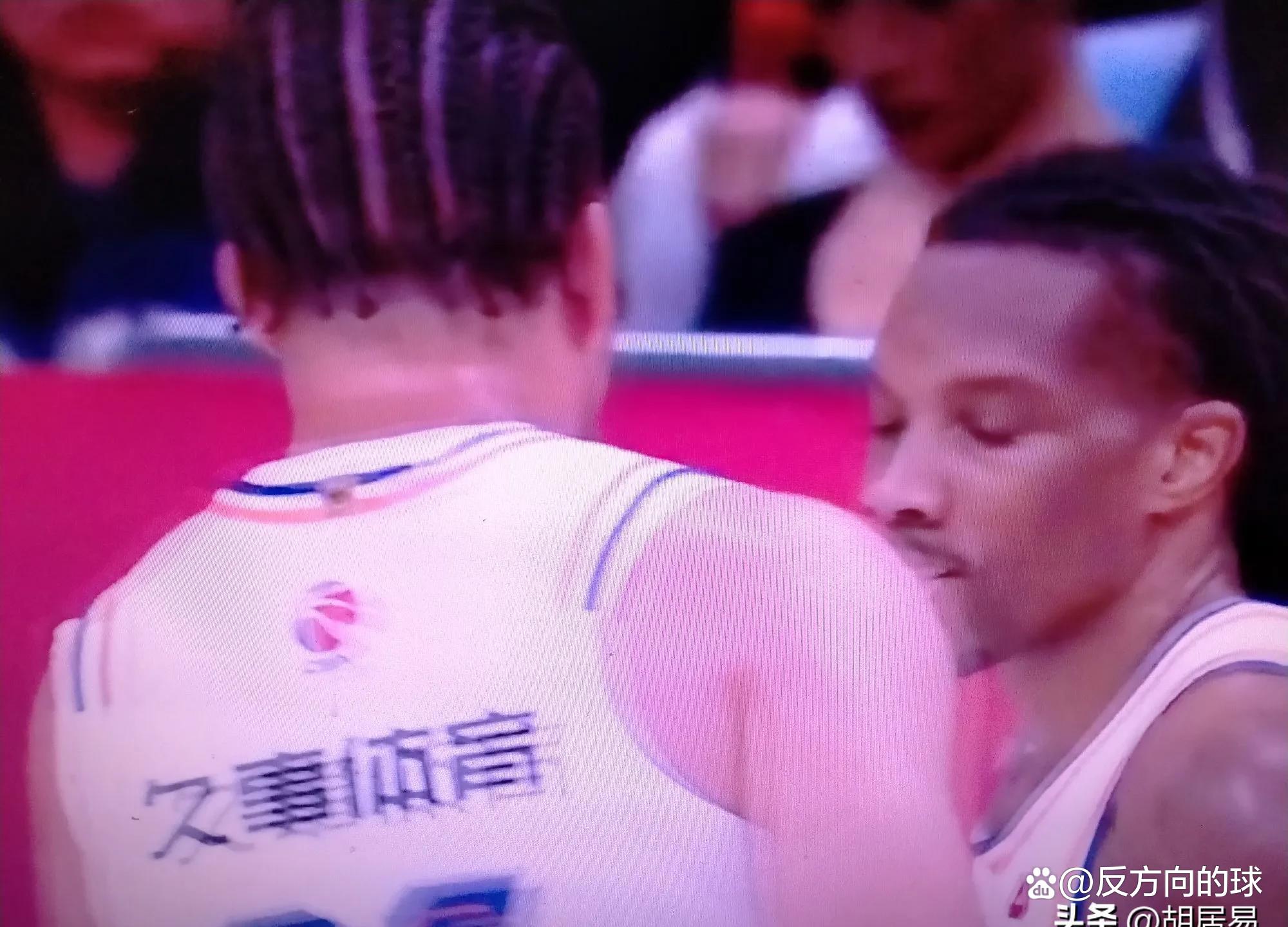 卧底十年回来却被当叛徒