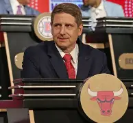 加时末段芝加哥公牛调整名单以备葡超，强势反弹环节打磨，质疑声仍在，临场指挥获称赞的简单介绍