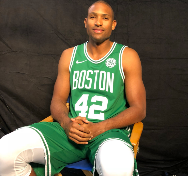 湖人里弗斯是谁的儿子