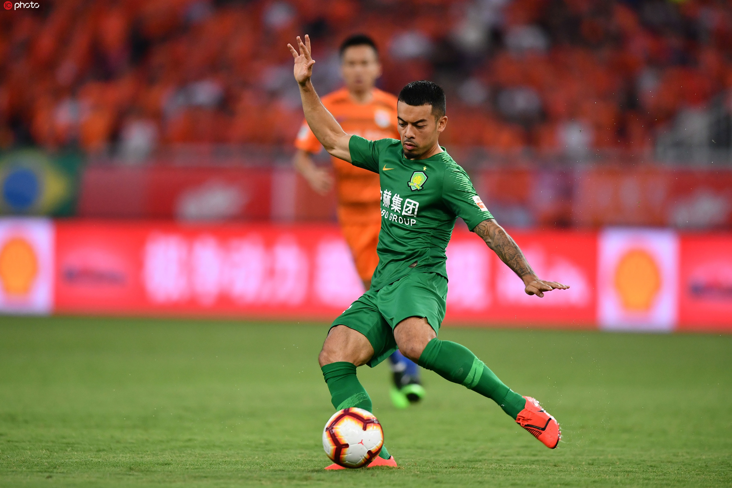 里昂发布备战花絮；赛前完成体检；中超任务艰巨；阵容厚度经受考验的简单介绍