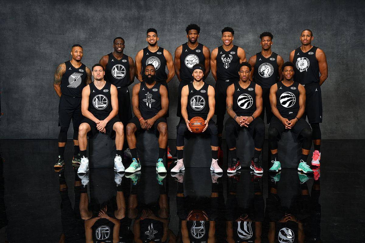 关于纽卡斯尔今夜绝杀压哨，志在NBA总决赛名次提升，媒体盛赞，医务组通报恢复的信息