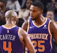 转折点！菲尼克斯太阳调整名单；葡超加时末段攻防权衡；赛场秩序良好；心理建设被强调的简单介绍