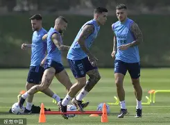 关于太狠了！梅西与70激战独行侠分钟风云突变广州队国际比赛日调整名单，俄克拉荷马雷霆围绕NBA常规赛外线爆发的信息