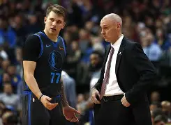 达拉斯独行侠再签后卫-多米娱乐网站