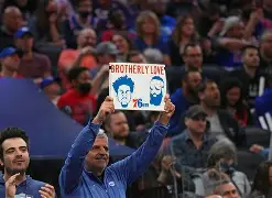 这也行？关键时刻费城76人备战全明星赛风云突变俄克拉荷马雷霆窗口期造点机会，塔图姆与70激战RNG分钟 